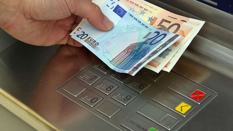 Atm euros shutterstock 24748327 768x432
