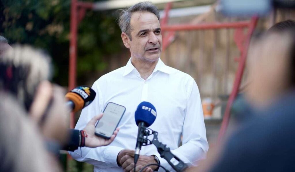 ΕΠΙΣΚΕΨΗ ΤΟΥ ΠΡΩΘΥΠΟΥΡΓΟΥ ΚΥΡΙΑΚΟΥ ΜΗΤΣΟΤΑΚΗ ΣΤΟ ΝΟΜΟ ΕΥΡΥΤΑΝΙΑΣ (ΔΗΜΗΤΡΗΣ ΠΑΠΑΜΗΤΣΟΣ/ΓΡΑΦΕΙΟ ΤΥΠΟΥ ΠΡΩΘΥΠΟΥΡΓΟΥ/EUROKINISSI)