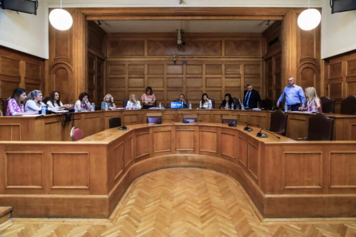 Proanakritikh 696x464