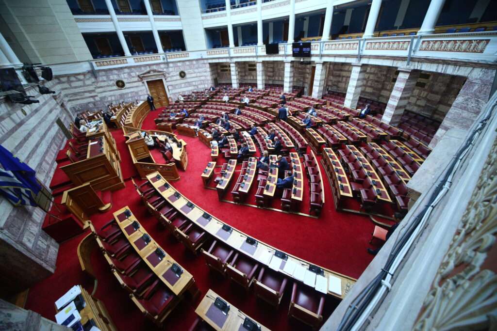 [378215] ΣΥΖΗΤΗΣΗ ΣΤΗΝ ΟΛΟΜΕΛΕΙΑ ΤΗΣ ΒΟΥΛΗΣ ΝΟΜΟΣΧΕΔΙΟΥ ΤΟΥ ΥΠΟΥΡΓΕΙΟΥ ΑΝΑΠΤΥΞΗΣ (ΓΙΑΝΝΗΣ ΠΑΝΑΓΟΠΟΥΛΟΣ/EUROKINISSI)