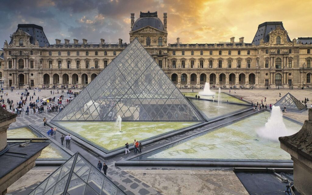 Louvre6 scaled
