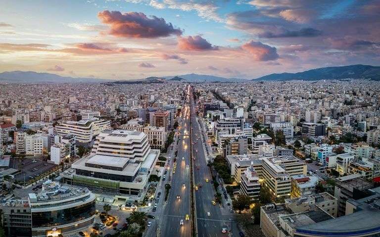 Shutterstock athens athina akinita real estate business economy oikonomia 768x480