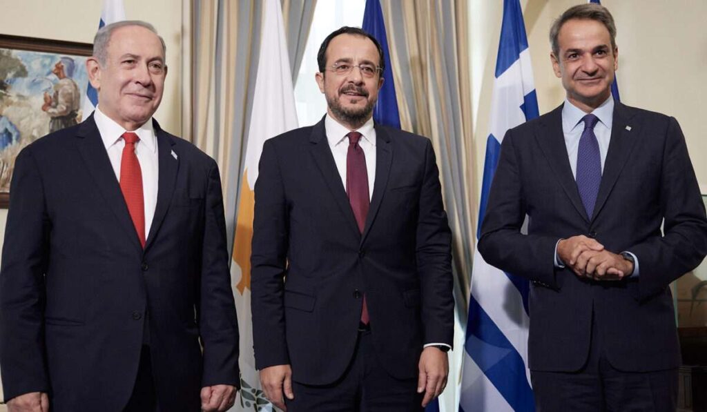 Ο ΠΡΩΘΥΠΟΥΡΓΟΣ ΚΥΡΙΑΚΟΣ ΜΗΤΣΟΤΑΚΗΣ ΣΤΗ ΤΡΙΜΕΡΗ ΣΥΝΟΔΟ ΚΟΡΥΦΗΣ ΕΛΛΑΔΟΣ ΚΥΠΡΟΥ ΙΣΡΑΗΛ ΣΤΗ ΚΥΠΡΟ (ΔΗΜΗΤΡΗΣ ΠΑΠΑΜΗΤΣΟΣ/ΓΡΑΦΕΙΟ ΤΥΠΟΥ ΠΡΩΘΥ