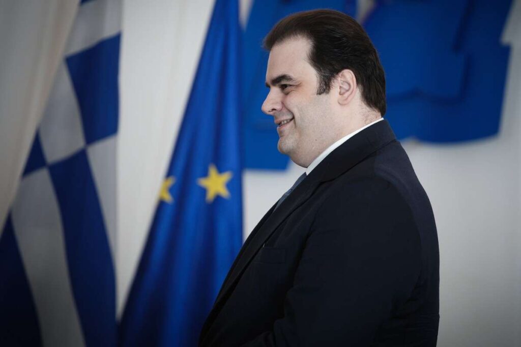 Meeting; Maximos Mansion; corruption; διαφθορά; συνάντηση; Μέγαρο Μαξίμου; Κυριάκος Πιερρακάκης; Kyriakos Pierrakakis; διαφθορά; Μέγαρο Μαξίμου; συνάντηση; Kyriakos Pierrakakis; Κυριάκος Πιερρακάκης; corruption; meeting; Maximos Mansion;