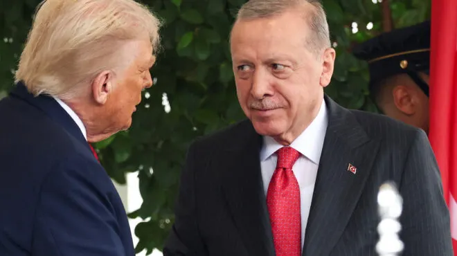 2025 09 25T161834Z 49500490 RC23ZGA1ZTE4 RTRMADP 3 USA TRUMP ERDOGAN 660x370