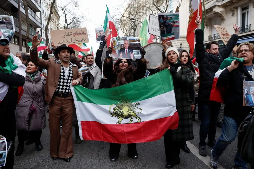 2026 01 11T173909Z 1310915723 RC22ZIA2DM26 RTRMADP 5 IRAN ECONOMY PROTESTS FRANCE 1024x683