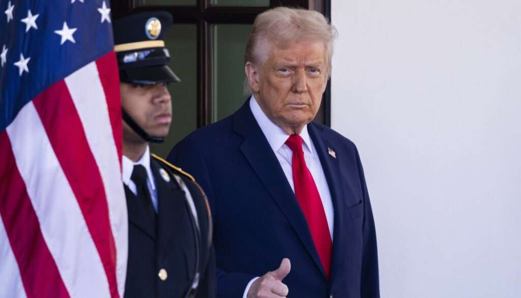 US President Donald Trump welcomes Ukrainian President Volodymyr Zelensky to the White House