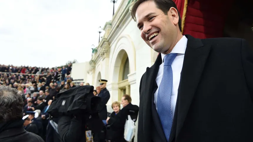 Marco rubio crowd nvn8htmq4qqk1l2i