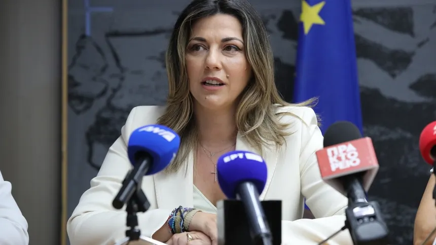 Sofia zaxaraki