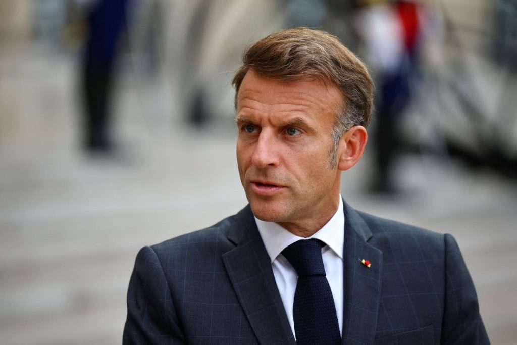 Macron 1024x683