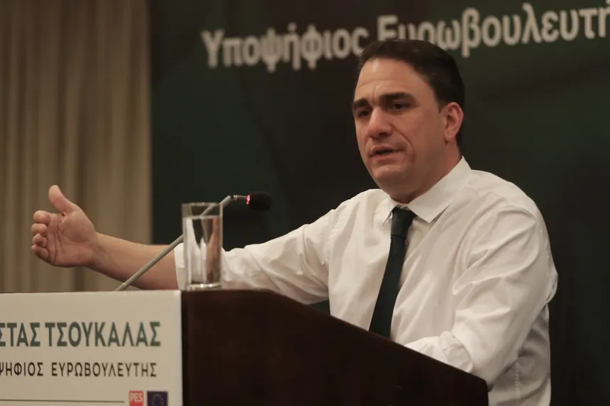 Kwstas tsoukalas eurok
