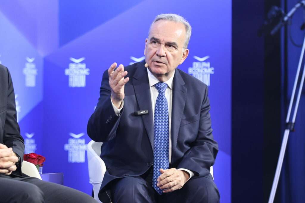 [386490] 11ο ΟΙΚΟΝΟΜΙΚΟ ΦΟΡΟΥΜ ΤΩΝ ΔΕΛΦΩΝ / 2η ΗΜΕΡΑ (ΓΙΑΝΝΗΣ ΠΑΝΑΓΟΠΟΥΛΟΣ/EUROKINISSI) // ΑΠΑΓΟΡΕΥΕΤΑΙ ΚΑΘΕ ΧΡΗΣΗ ΑΡΧΕΙΟΘΕΤΗΣΗ ΚΑΙ ΔΙΑΝΟΜΗ ΤΗΣ ΦΩΤΟΓΡΑΦΙΑΣ ΑΠΟ ΠΡΑΚΤΟΡΕΙΑ