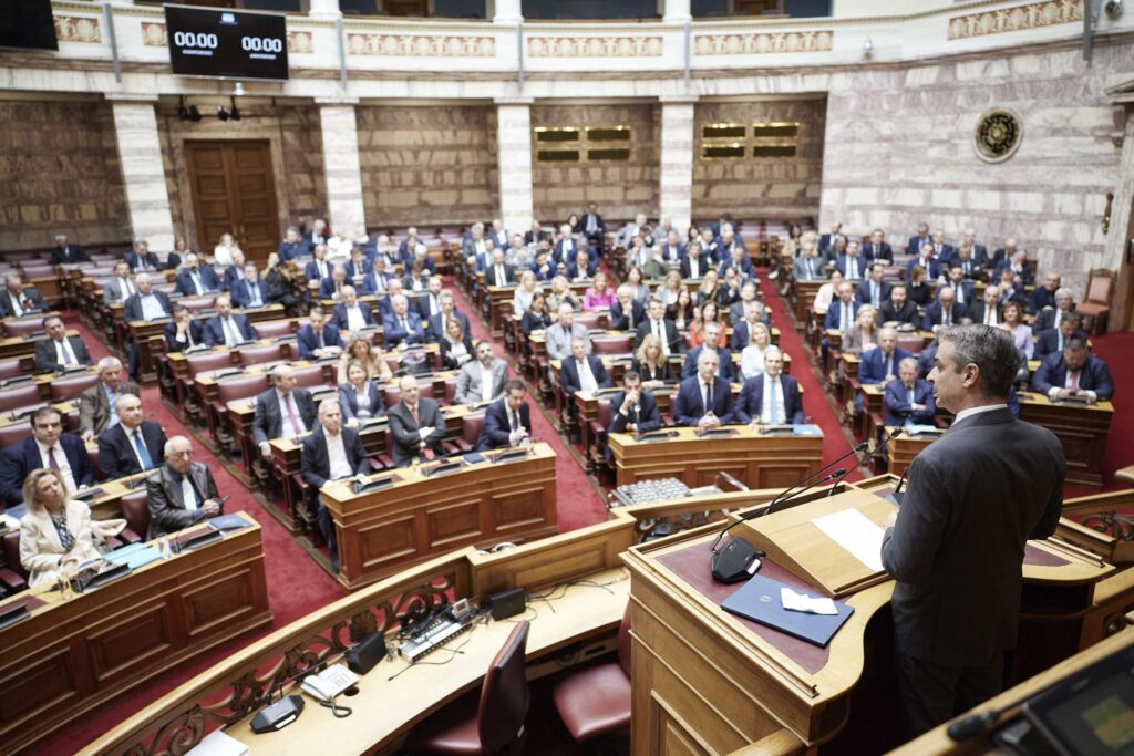 ÓÕÍÅÄÑÉÁÓÇ ÔÇÓ ÊÏÉÍÏÂÏÕËÅÕÔÉÊÇÓ ÏÌÁÄÁÓ ÔÇÓ ÍÅÁÓ ÄÇÌÏÊÑÁÔÉÁÓ ÕÐÏ ÔÏÍ ÐÑÙÈÕÐÏÕÑÃÏ ÊÕÑÉÁÊÏ ÌÇÔÓÏÔÁÊÇ ÌÅ ÈÅÌÁ ÔÇÍ ÅÊËÏÃÇ ÍÅÏÕ ÃÑÁÌÌÁÔÅÁ <br><br><br><br> Ã.Ô Í.Ä. ÐÁÐÁÌÇÔÓÏÓ ÄÇÌÇÔÑÇÓ